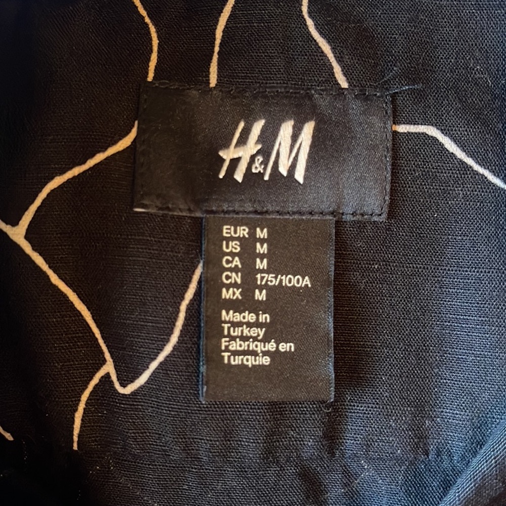 H&M Button Up - Picture 3 of 4